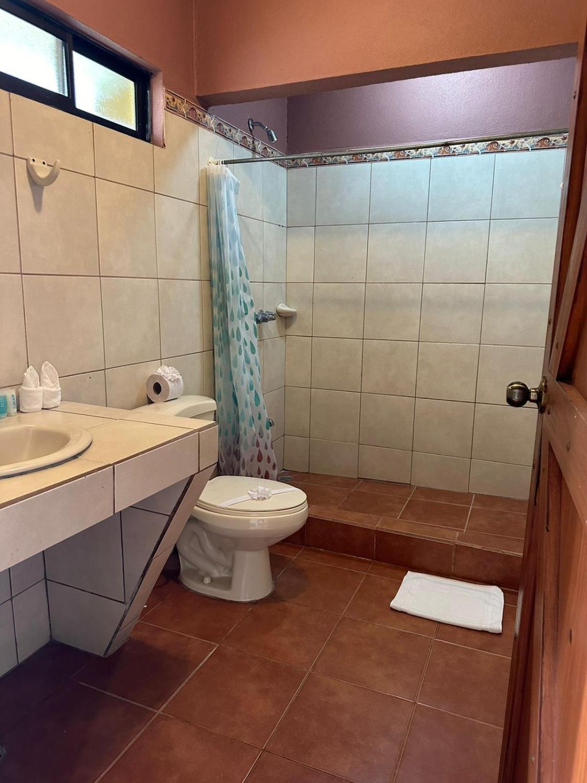 Arenal Roca Lodge & Bungalows La Fortuna Ngoại thất bức ảnh
