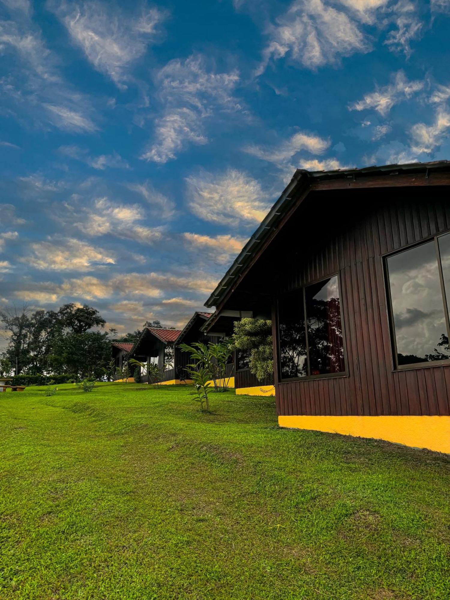 Arenal Roca Lodge & Bungalows La Fortuna Ngoại thất bức ảnh