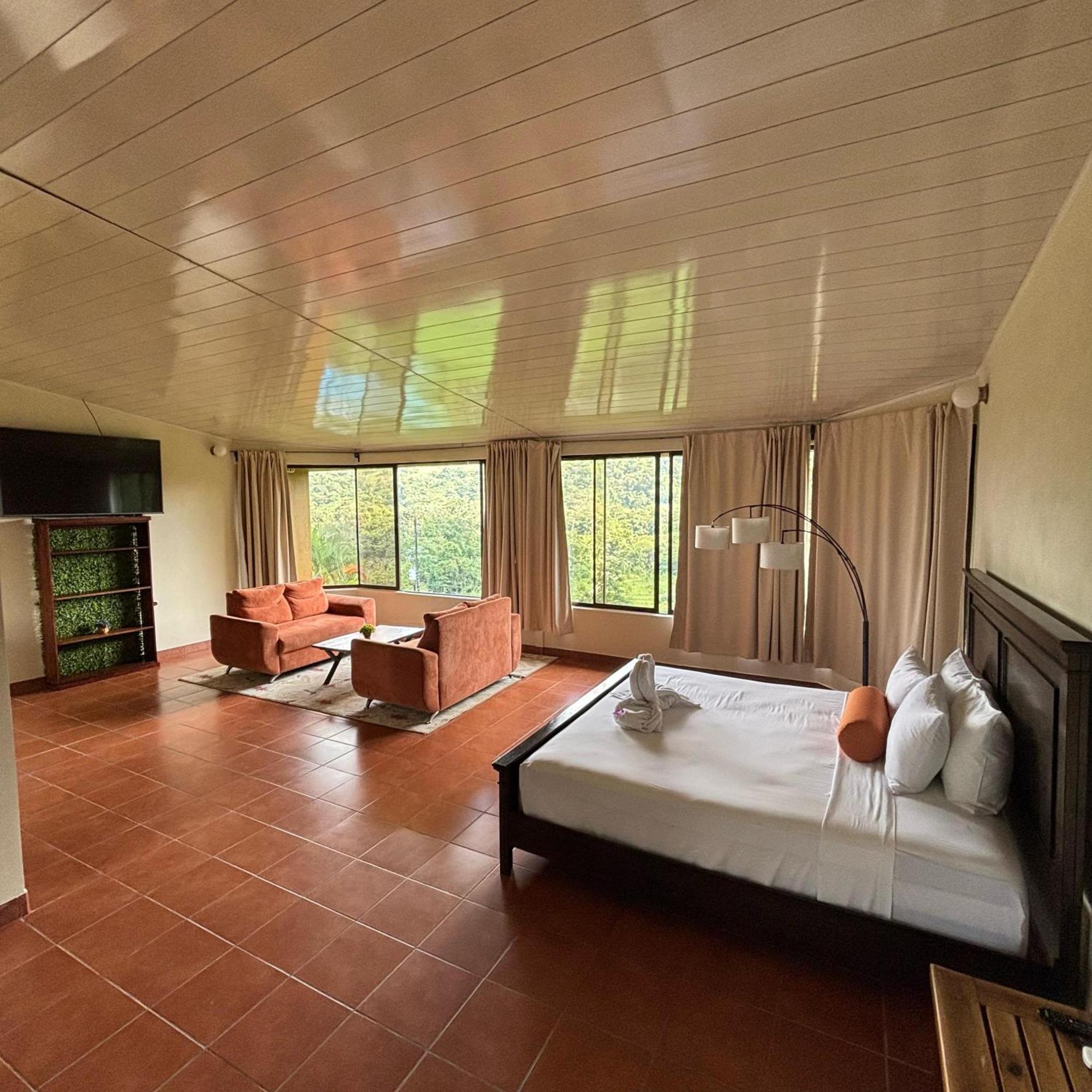 Arenal Roca Lodge & Bungalows La Fortuna Ngoại thất bức ảnh